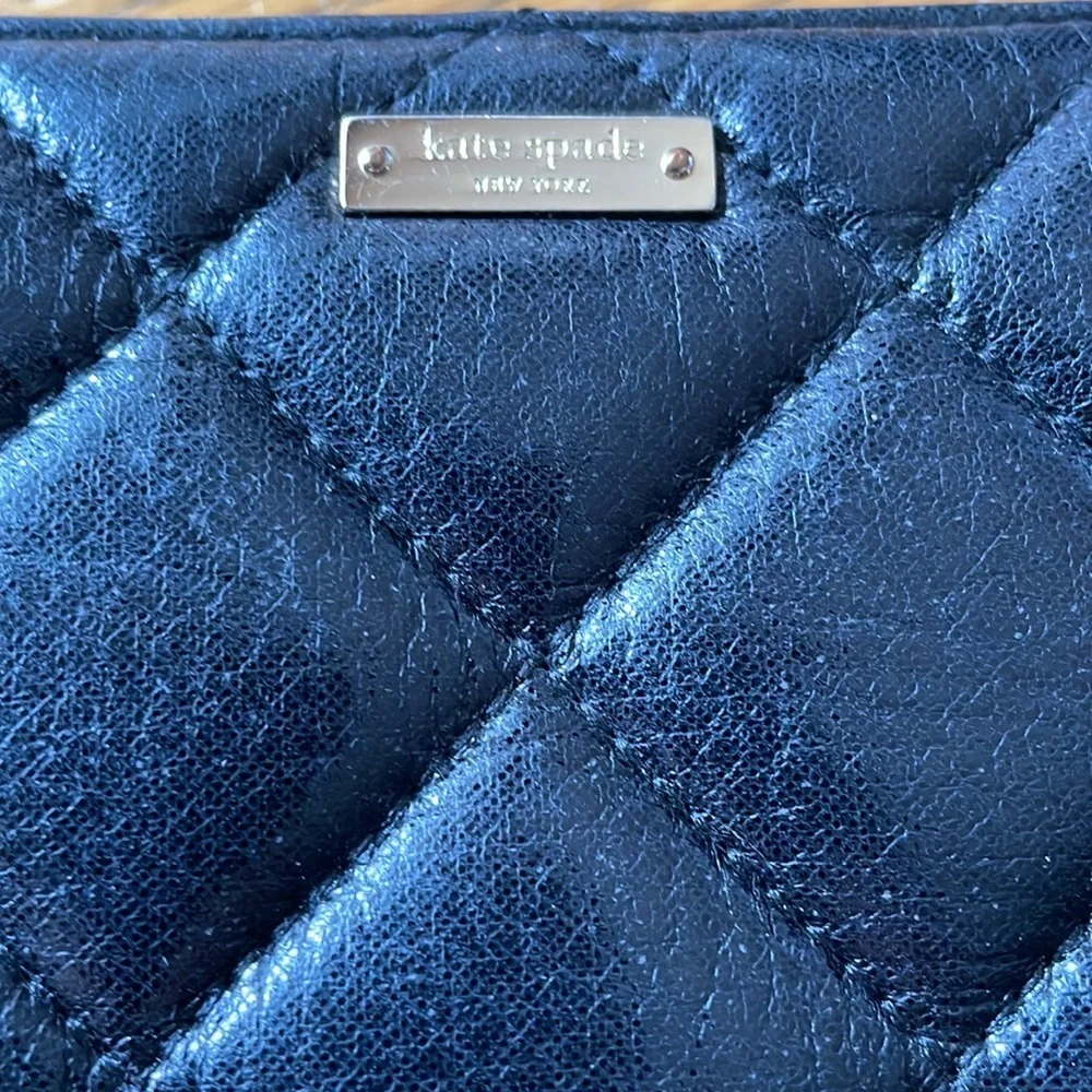 Kate Spade New York Bifold Wallet in Black Quilted Leather